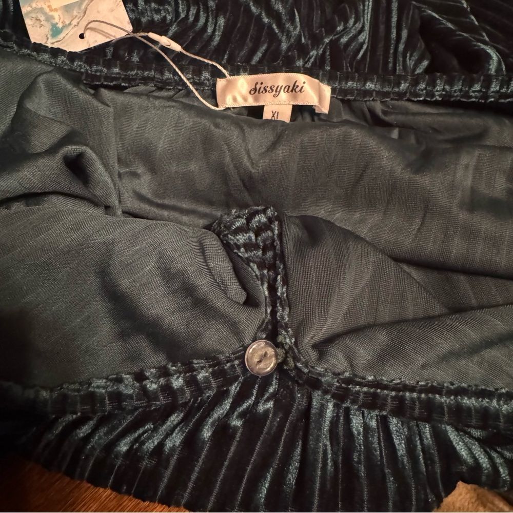 Sissyaki Velvet Formal Long Emerald Green Dress Ribbed Texture XL NWT - Picture 7 of 9